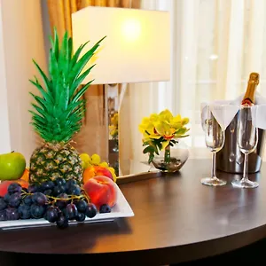 https://hotel-vier-jahreszeiten-berlin-city.find-berlin-hotels.com